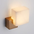Lampa ścienna CUBO LED złota 18 cm